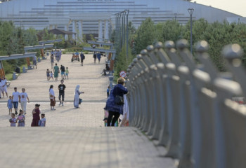 Kazakhstanis support country’s development course