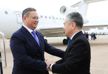 Kazakh FM arrives in Kyrgyz Republic on official visit
