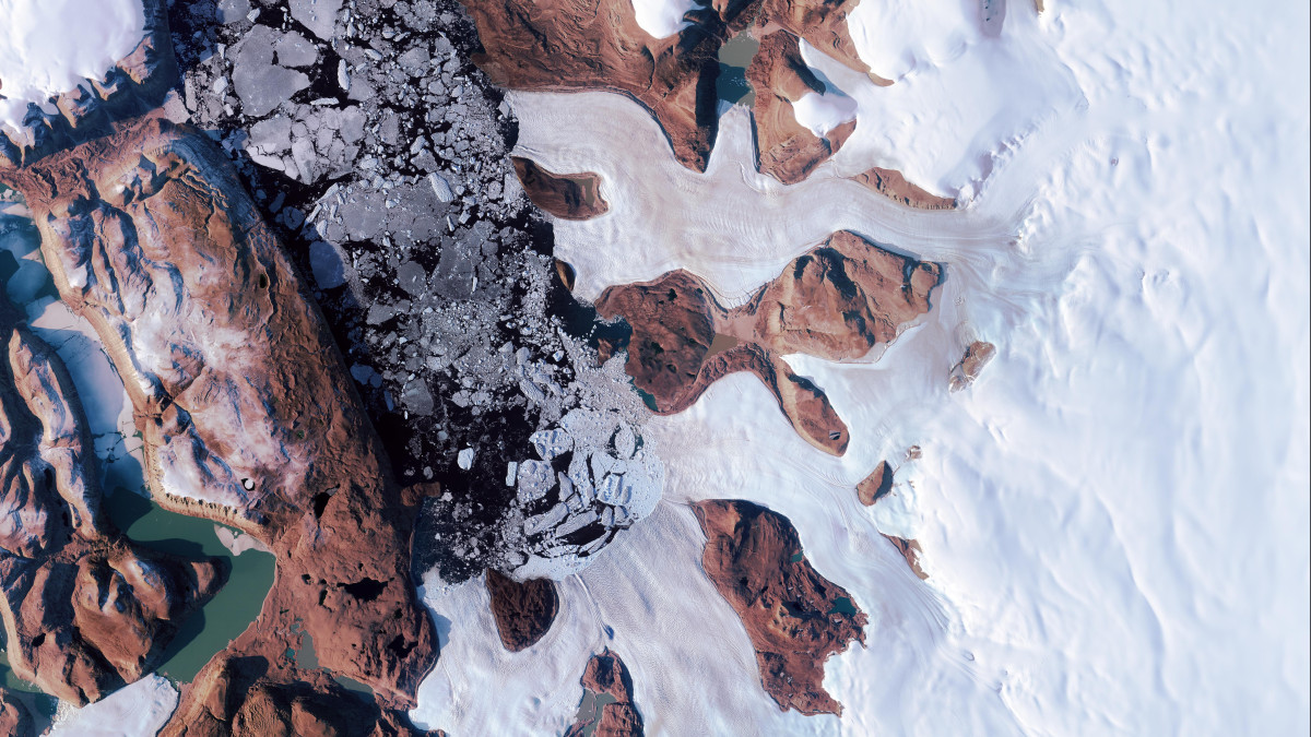  © ESA 