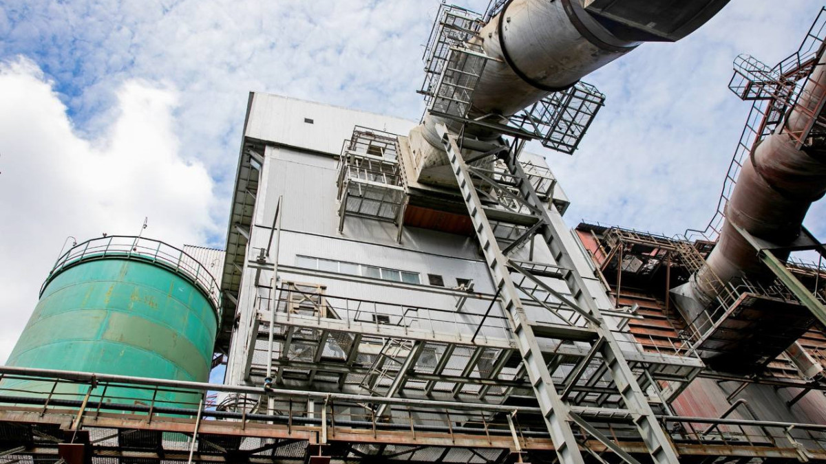  Өнеркәсіп және құрылыс министрлігі 