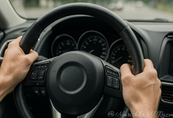 Маньяк, угонщики или случайность: казахстанка нашла в своей машине GPS-маячок