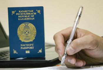 VIP, Царь, крестик, галочка — самые нелепые подписи в документах обсуждают в сети