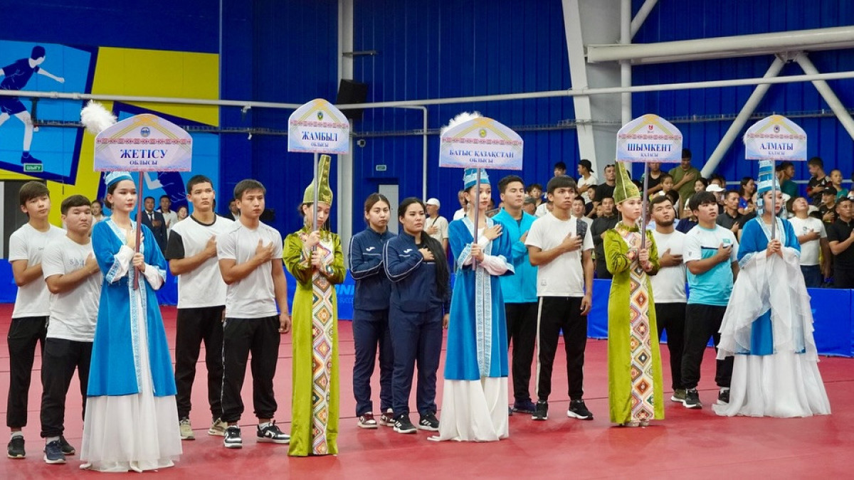  instagram.com/syr_sporty 