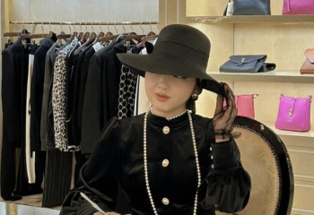 How Aruzhan Tolepova reviving calligraphy in Kazakhstan