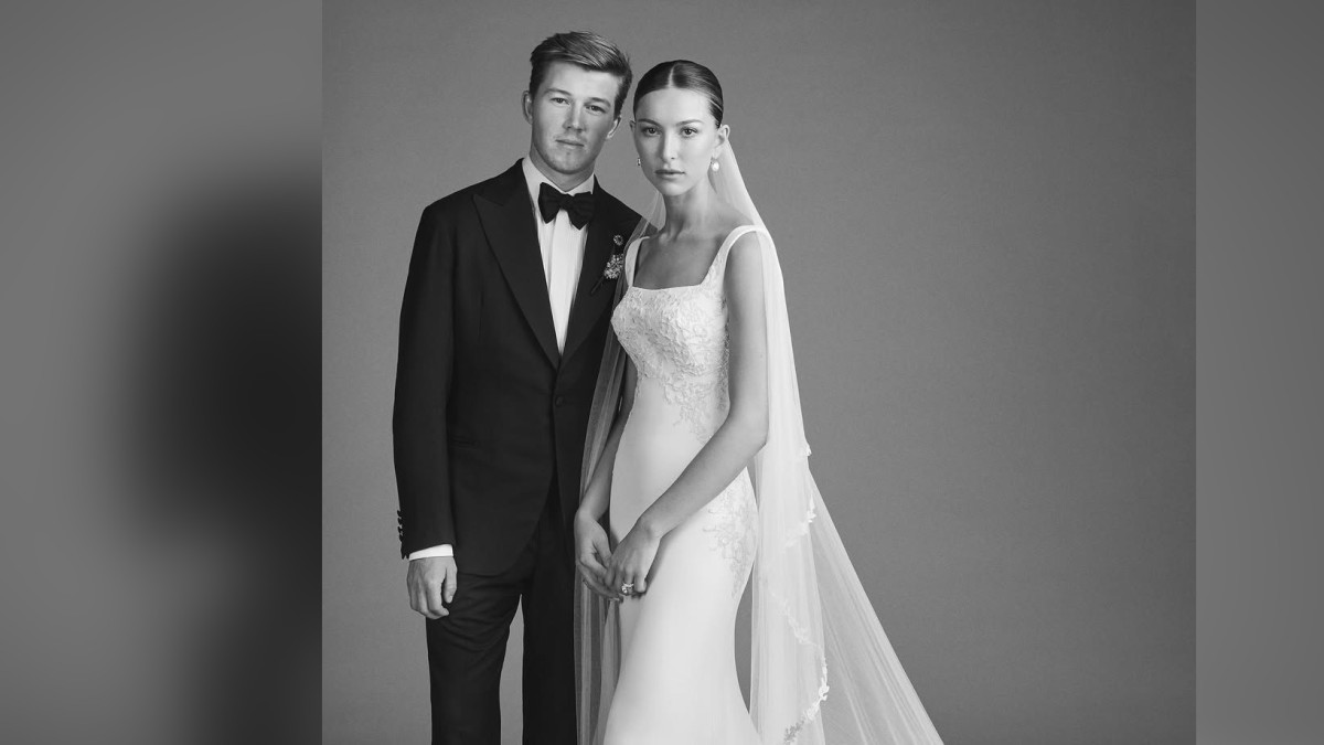  © instagram/evejobs/ 