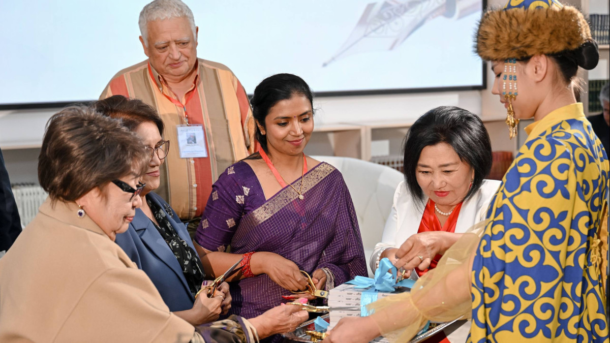  Абай облысы әкімдігі 