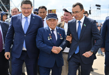 Президенттің Абайдың 180 жылдығына арналған құттықтауын Сенат төрағасы оқып берді