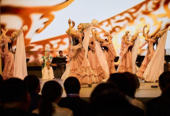 Қазақстандық бишілер EXPO 2025 халықаралық көрмесінде өнер көрсетті