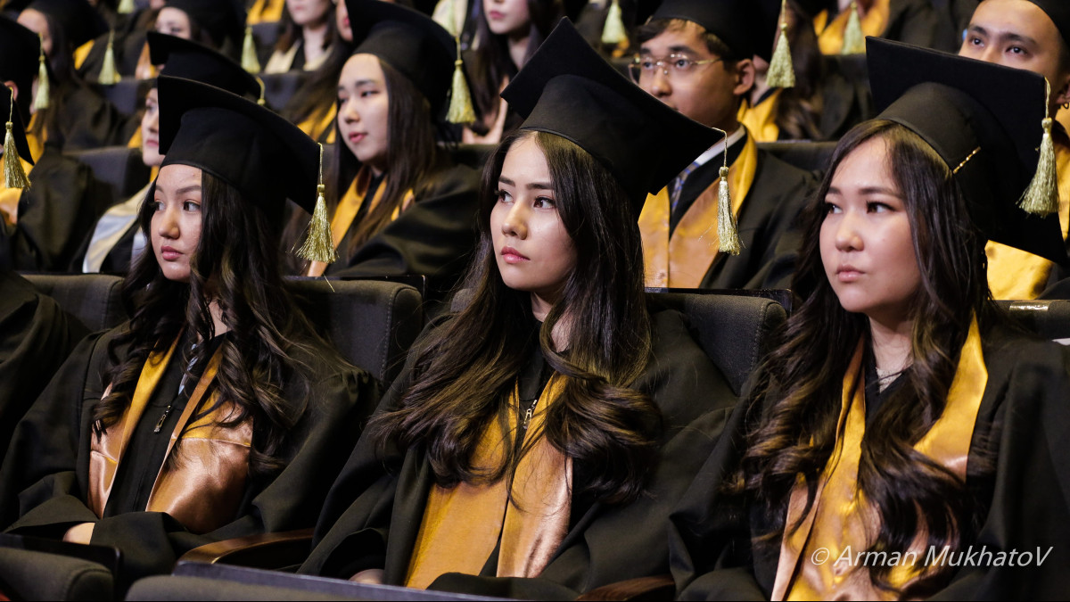  Арман Мухатов 