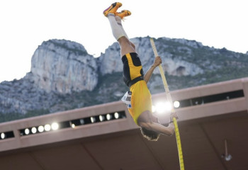Sweden’s Armand Duplantis breaks pole vault world record