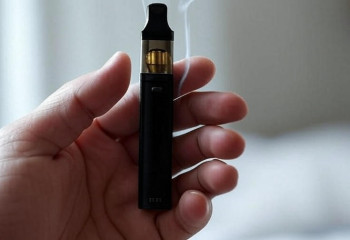 Учёные нашли опасные грибки на мундштуках вейпов