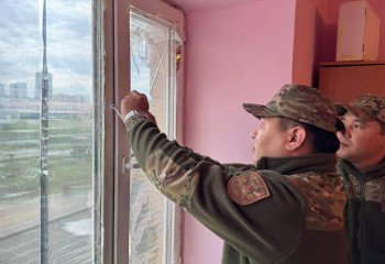 ТЖМ құтқарушылары 3 920 терезе бекіткіштерін орнатты