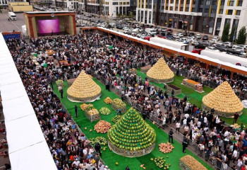 Елордада тәжікстандық өнімдер мен бұйымдардың жәрмеңкесі өтіп жатыр