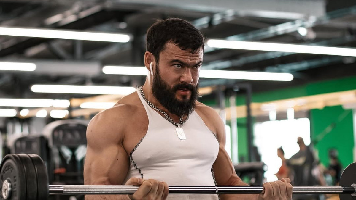  instagram.com / aitymzhakupov 