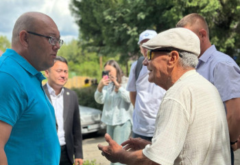 Ауыл тұрғындары инфрақұрылымдық мәселелерді Мәжіліс депутатына жеткізді