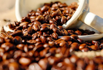 Кофені аш қарынға ішуге бола ма?