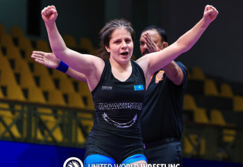 Казахстанка завоевала бронзу на чемпионате мира по женской борьбе в Болгарии