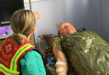 Двух россиян удалось спустить живыми с кыргызстанских гор