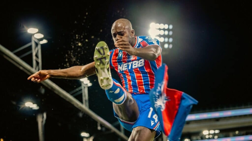  Официальный аккаунт клуба «Кристал Пэлас» в Х 