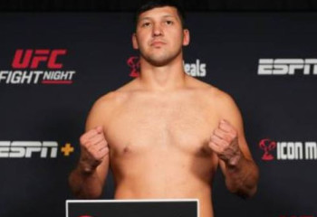 UFC: Қазақстандық файтер қырғызстандық қарсыласынан жеңілді