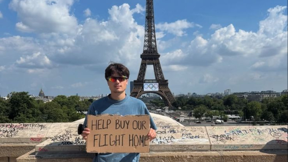  instagram.com/kellywakasa 