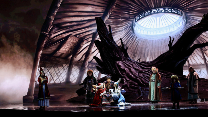  © Казахский национальный театр оперы и балета имени Абая 