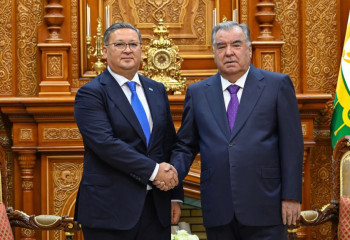 President of Tajikistan receives Kazakh FM