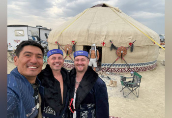 Қазақтың киіз үйі Burning Man-де үздік кемп атағына үміткер