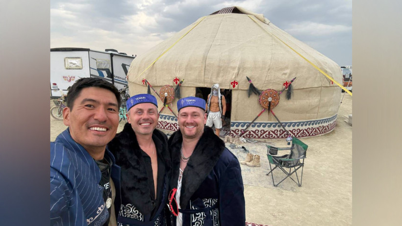  Асхат Мұратовтың жеке мұрағатынан 