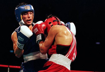 Белгілі боксшы Болат Жұмаділов Бекзат Саттарханов мектебінде бапкерлік қызметке кірісті