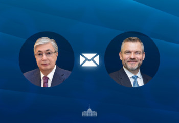 Мемлекет басшысы Словакия Президентін Конституция күнімен құттықтады
