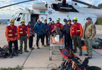 Камнепад прервал восхождение группы альпинистов в Заилийском Алатау