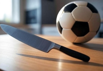 В Астане мальчик пригрозил девочке ножом из-за футбольного спора