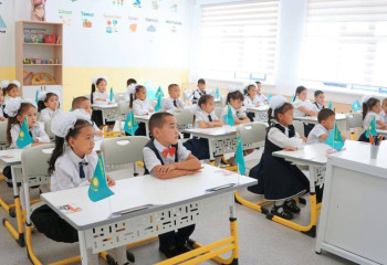Жүз мыңға жуық оқушы «Келешек мектептеріне» қабылданды