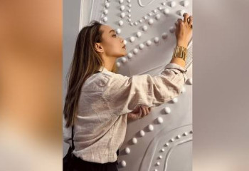 Айгерим Макажан — художница, которая создаёт росписи, где оживает сказка