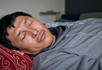 Дневной сон стал новым навыком и источником хорошего настроения – соцсети обсуждают лайфхак