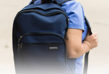 Мектепке арналған сөмкені қалай дұрыс таңдау керек?