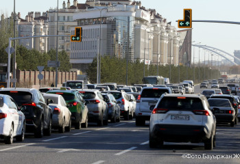 Қазақстан ескі көліктерді әкелуге тыйымды кейінге қалдырды