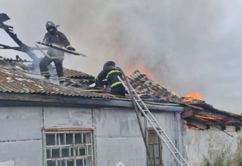 СҚО-да 9 жасар бала сарайды өртеп жіберді