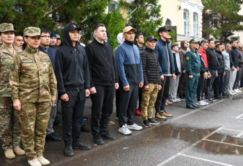 Педагоги, предприниматели, госслужащие: в Астане 90 военнообязанных призваны на воинские сборы