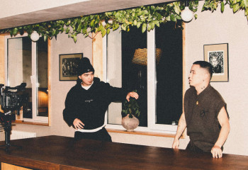 «Ninety One, Скриптонит, De Lacure». Танымал әншілермен жұмыс істеп жүрген қазақ режиссері