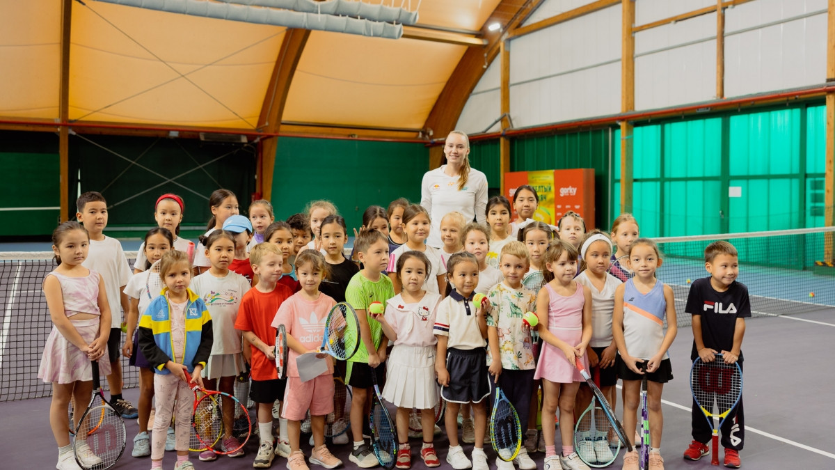  Теннис федерациясы 