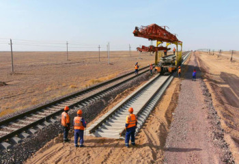 Қазақстанда 1700 км-ден астам жаңа теміржол салынып жатыр