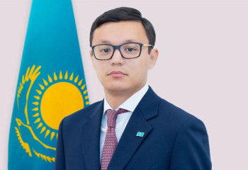 Әлішер Мұқажан Ақпарат комитетінің төрағасы болып тағайындалды