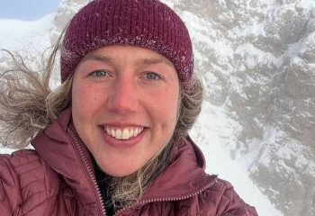 Пәкістан тауларында қаза тапқан танымал спортшының денесі эвакуацияланбайтын болды