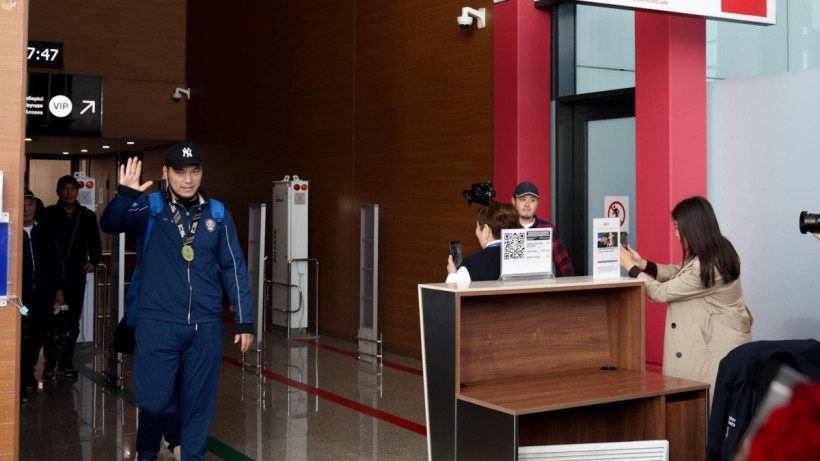  Арман Мухатов 