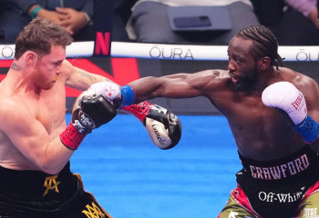 Кроуфорд пен «Канело» жекпе-жегі рекорд орнатты