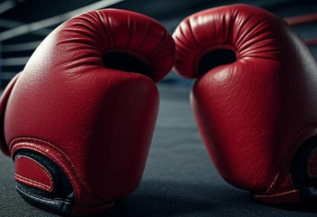 До слёз: чемпионка мира Алуа Балкибекова утешила турецкую соперницу после финала