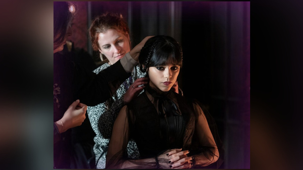  instagram.com/wednesdaynetflix 