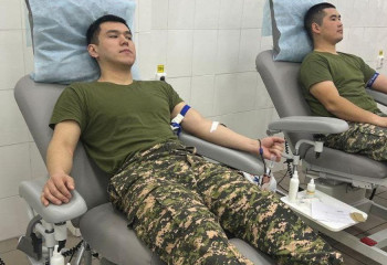 Жас курсанттар ауыр науқастарға қан доноры болды